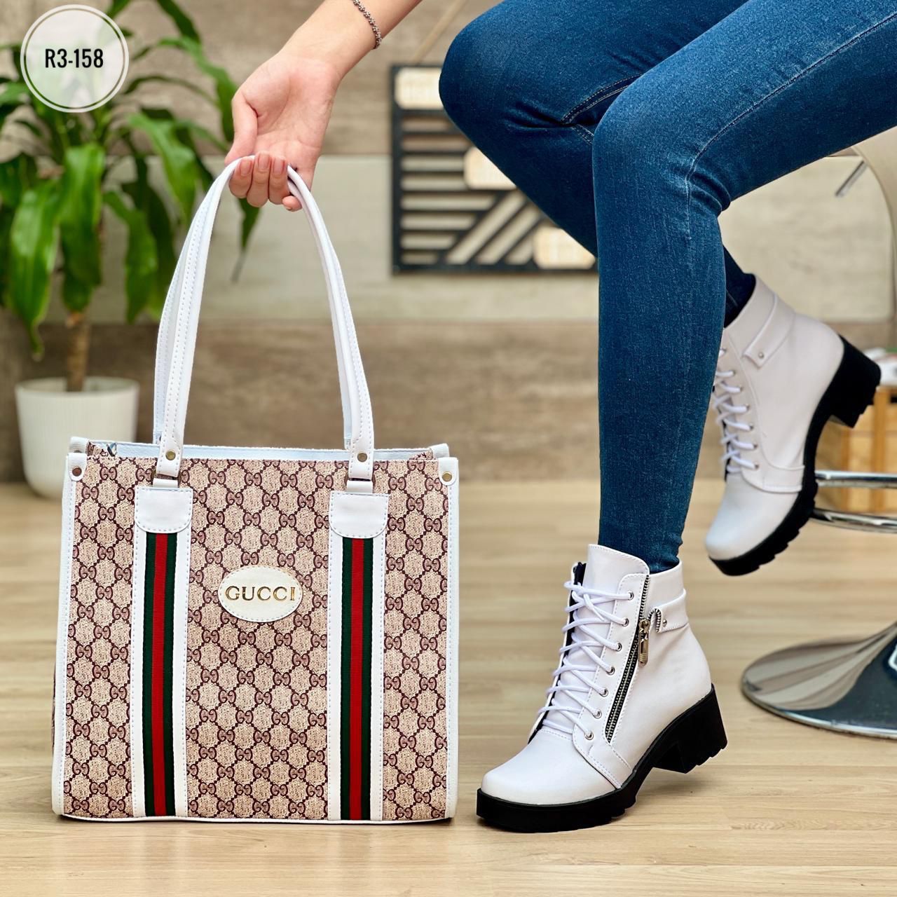 Combo Elegancia & Comodidad: Botas de Cuero Sintético + Bolso Femenino